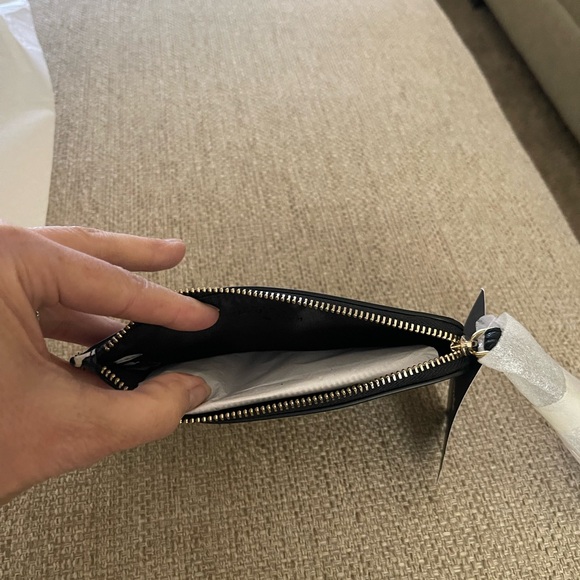 Kate Spade Wristlet , Cheetah print - Picture 6 of 7